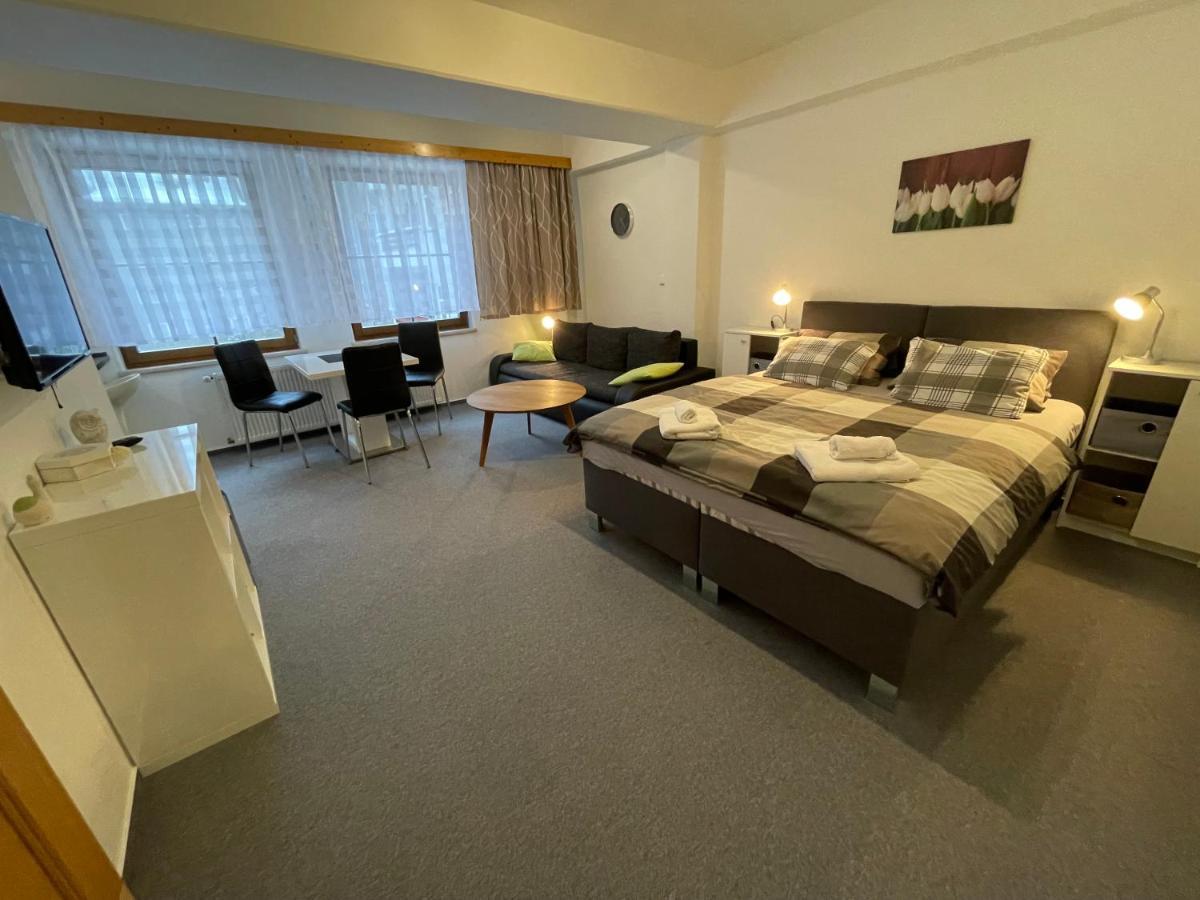 Apartmany U Posty Яхимов Экстерьер фото