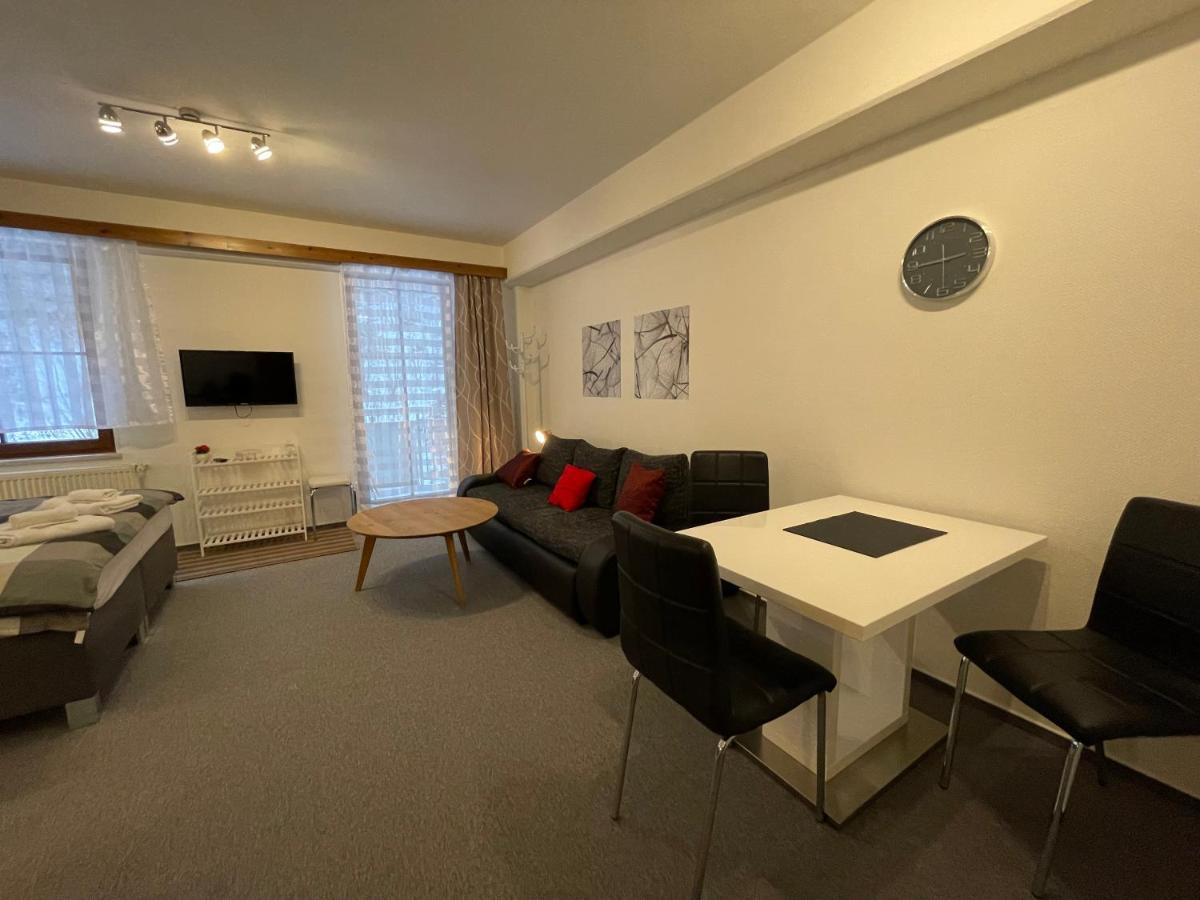 Apartmany U Posty Яхимов Экстерьер фото