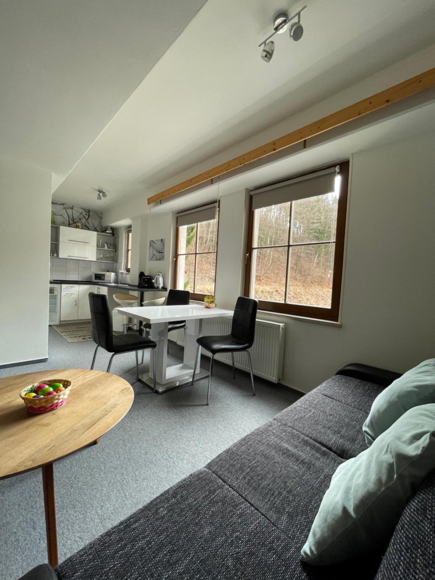 Apartmany U Posty Яхимов Экстерьер фото